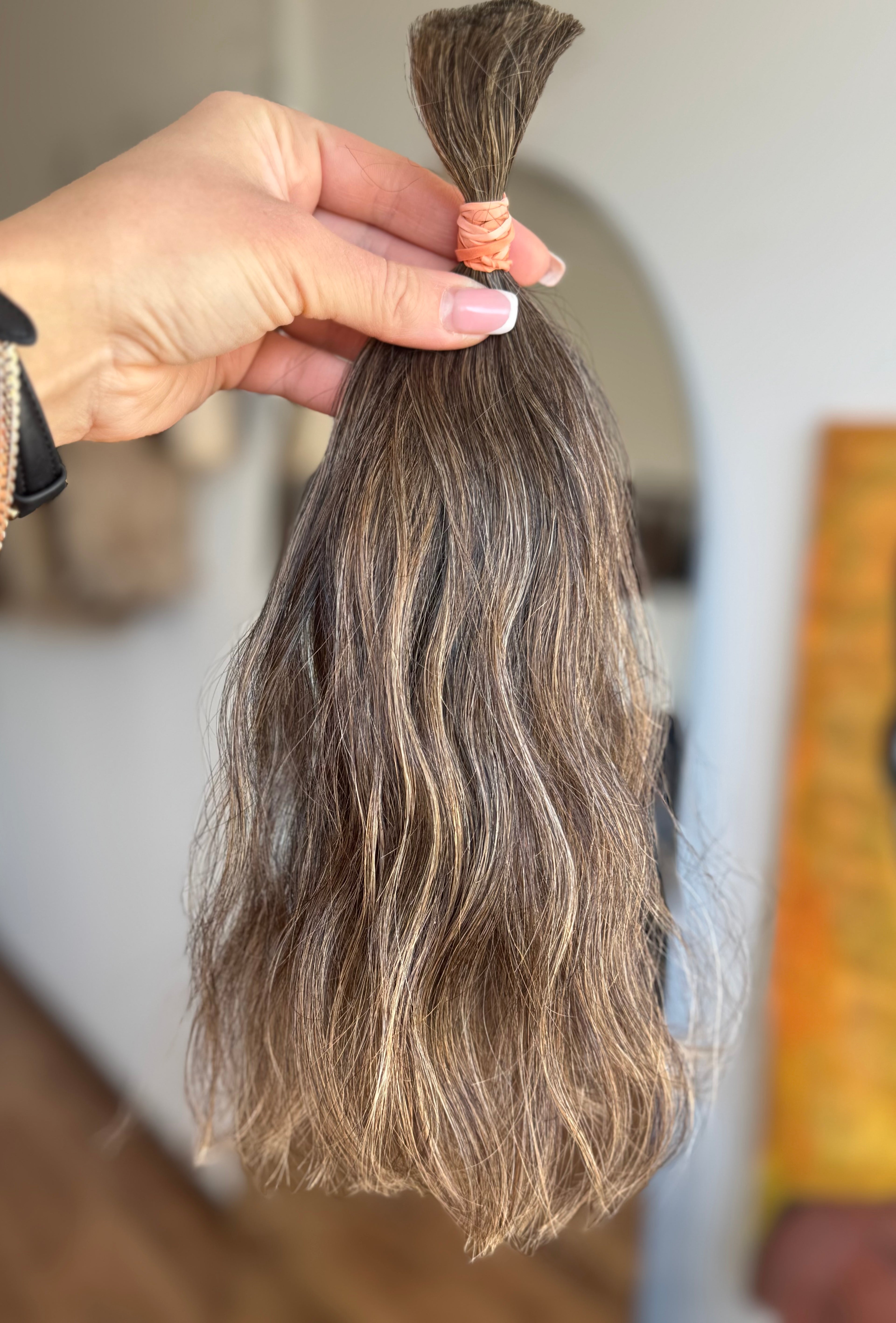 MAZLIETOTA ASTE, Tonis #1B+#4Q, 30cm, 20 g (ar vai bez keratīna kapsulām)