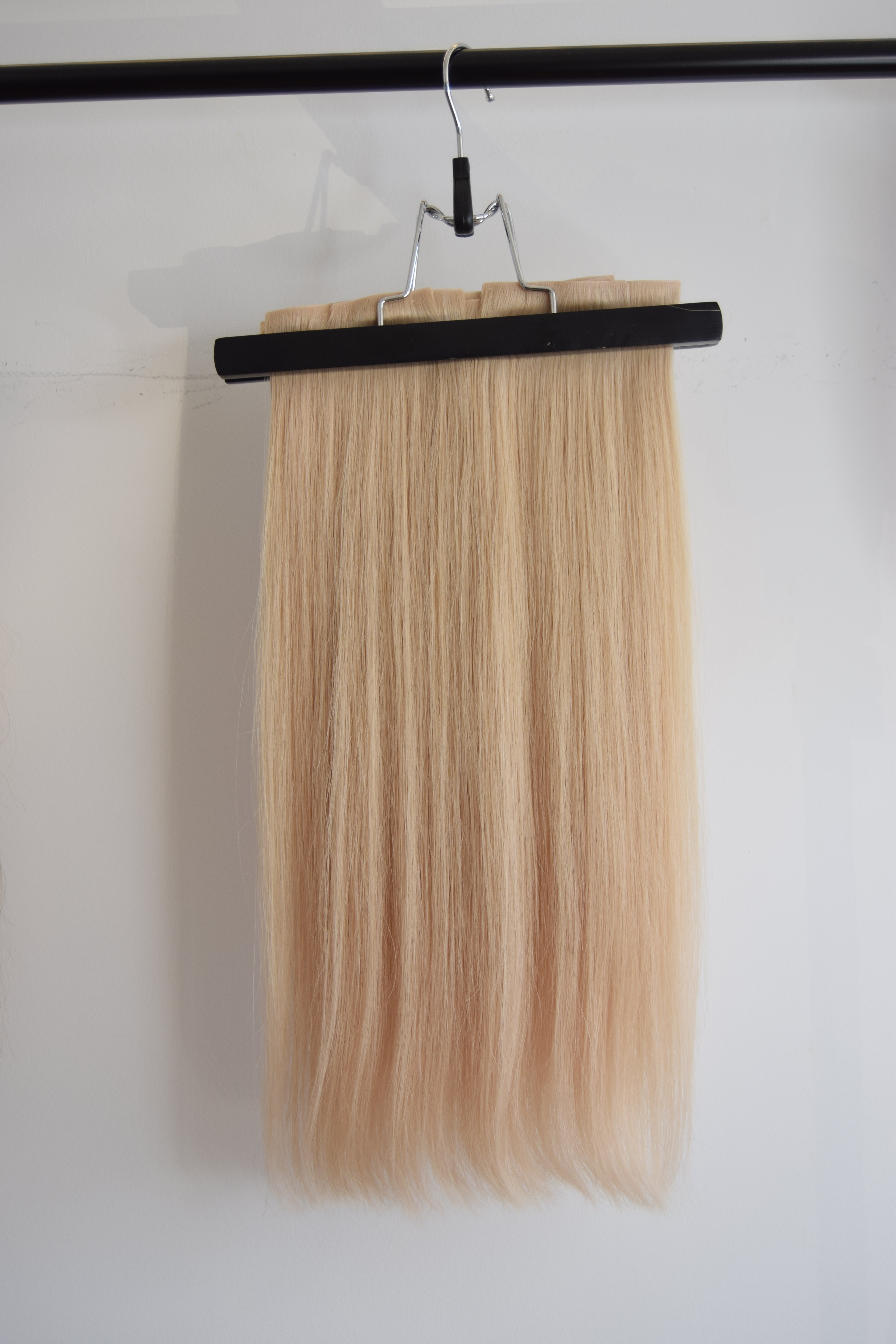 MATU NOMA - 45 cm,  #8+#18 - CLIP-IN dabīgo matu komplekts ar sprādzēm