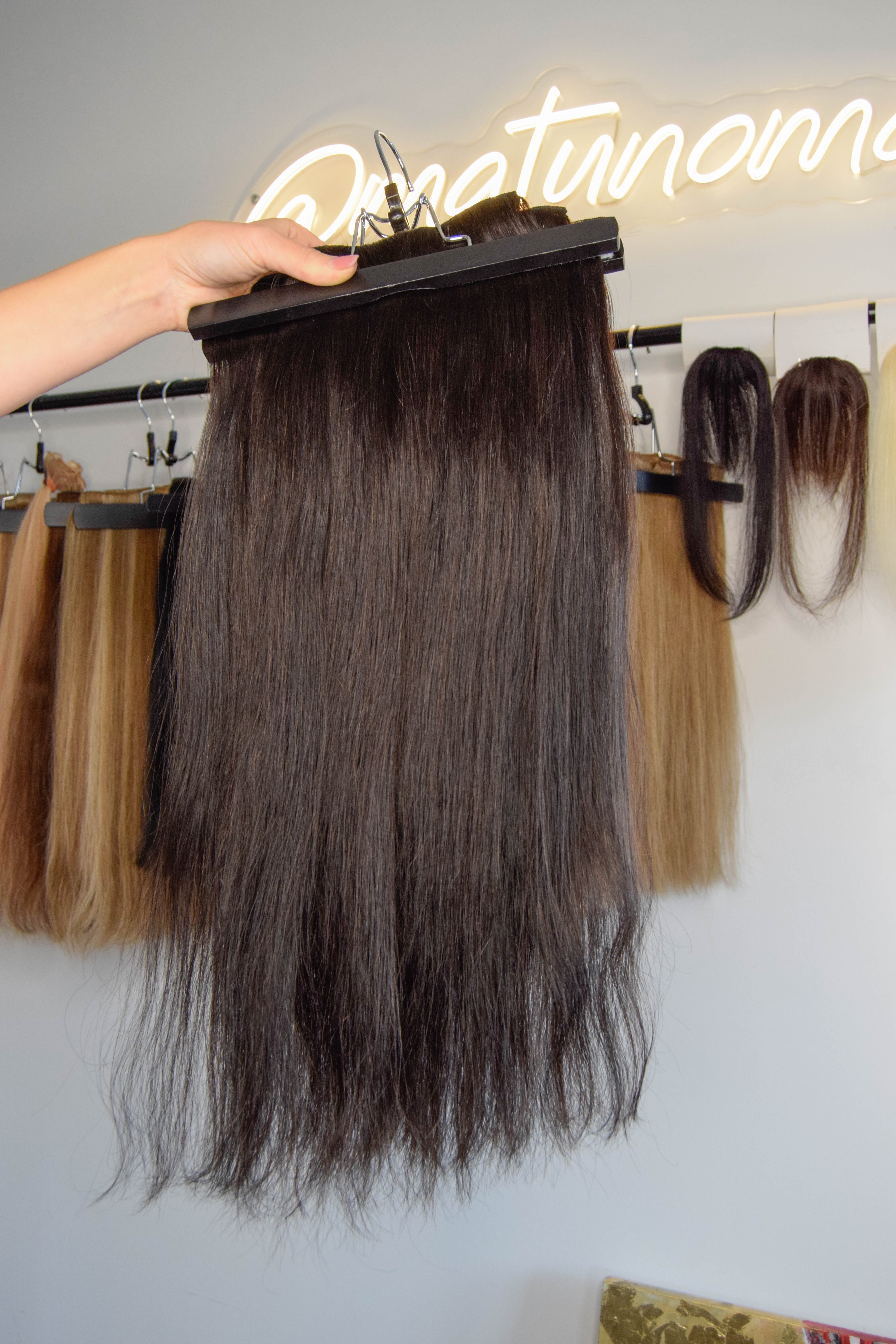 MATU NOMA - 50 cm, 120 g, #1B - CLIP-IN dabīgo matu komplekts ar sprādzēm