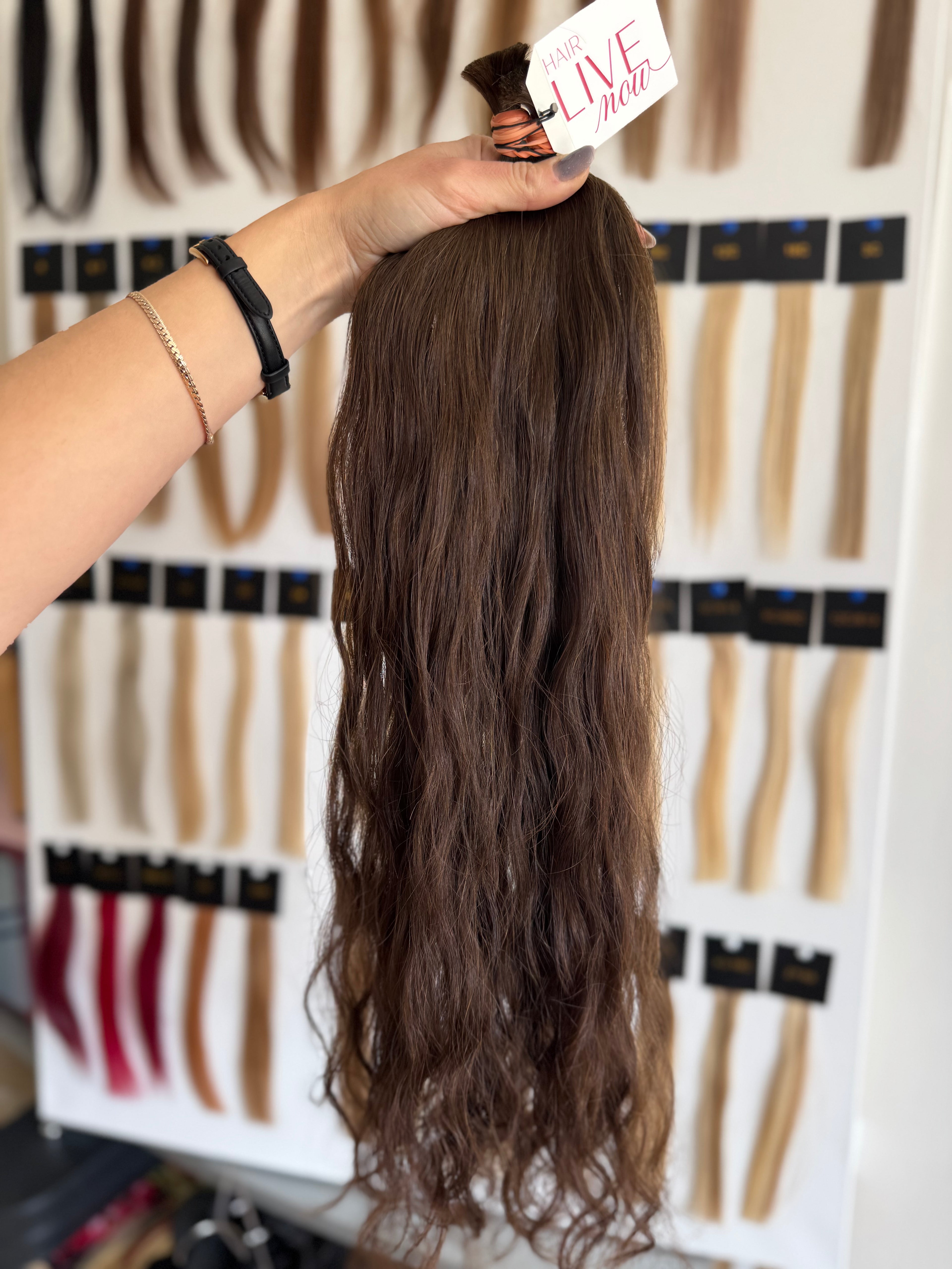 LUX Matu bunte, Tonis #k4, 60 cm, 50g-100g, viļņaini (ar vai bez keratīna kapsulām)