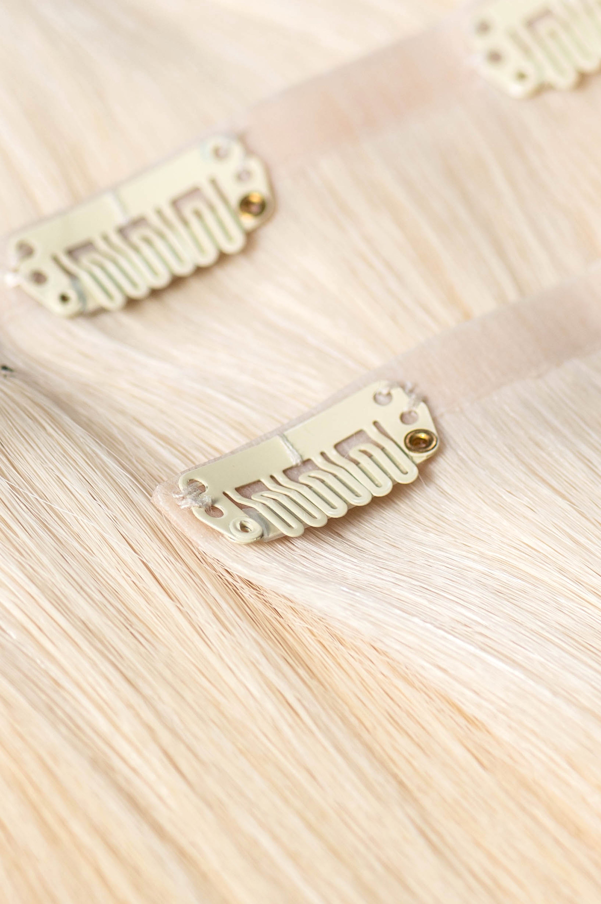 TEST 1 Mazais CLIP-IN komplekts ar spraudēm (40g)