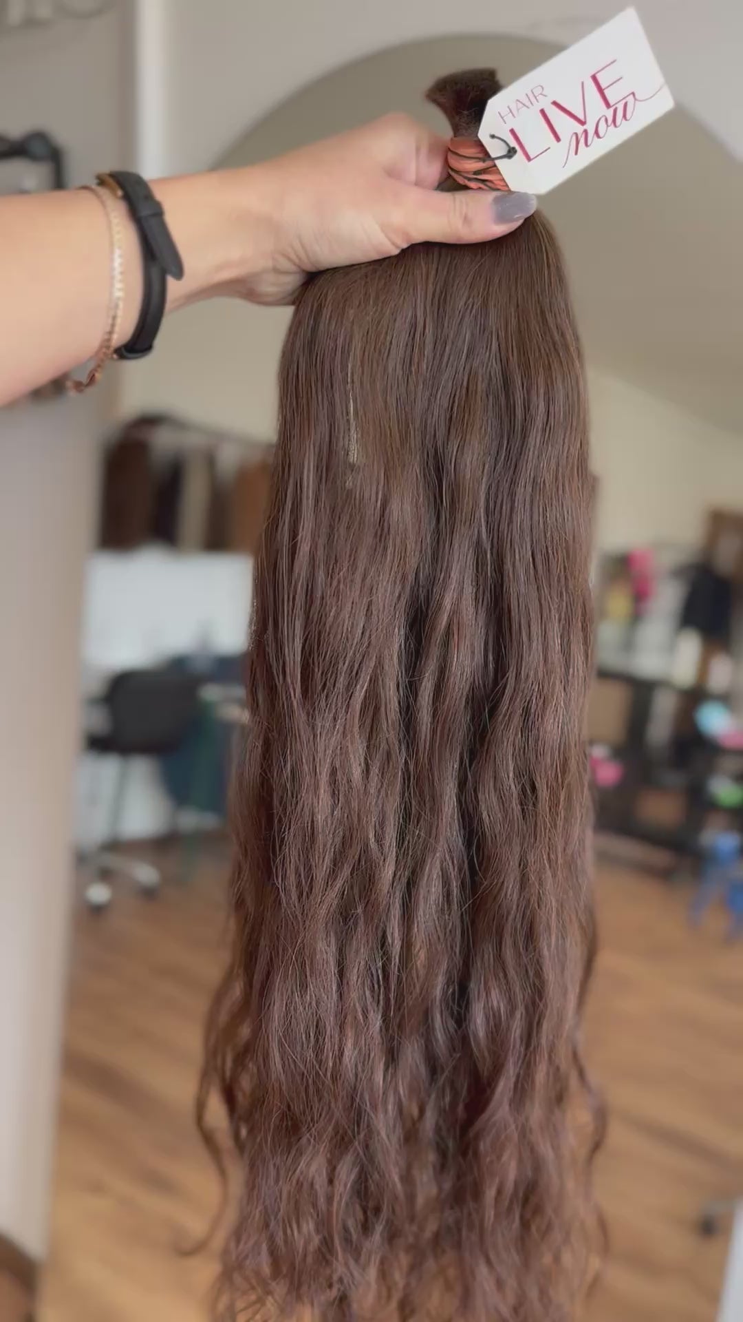 LUX Matu bunte, Tonis #k4, 60 cm, 50g-100g, viļņaini (ar vai bez keratīna kapsulām)